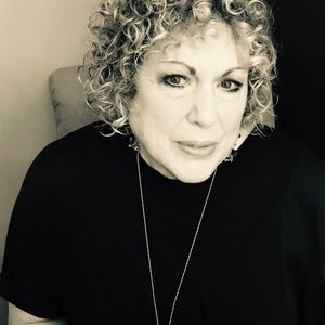 Meet your Posher, Debra